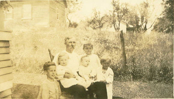 lowell family 1915